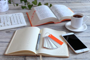 study_equipment_book_tea